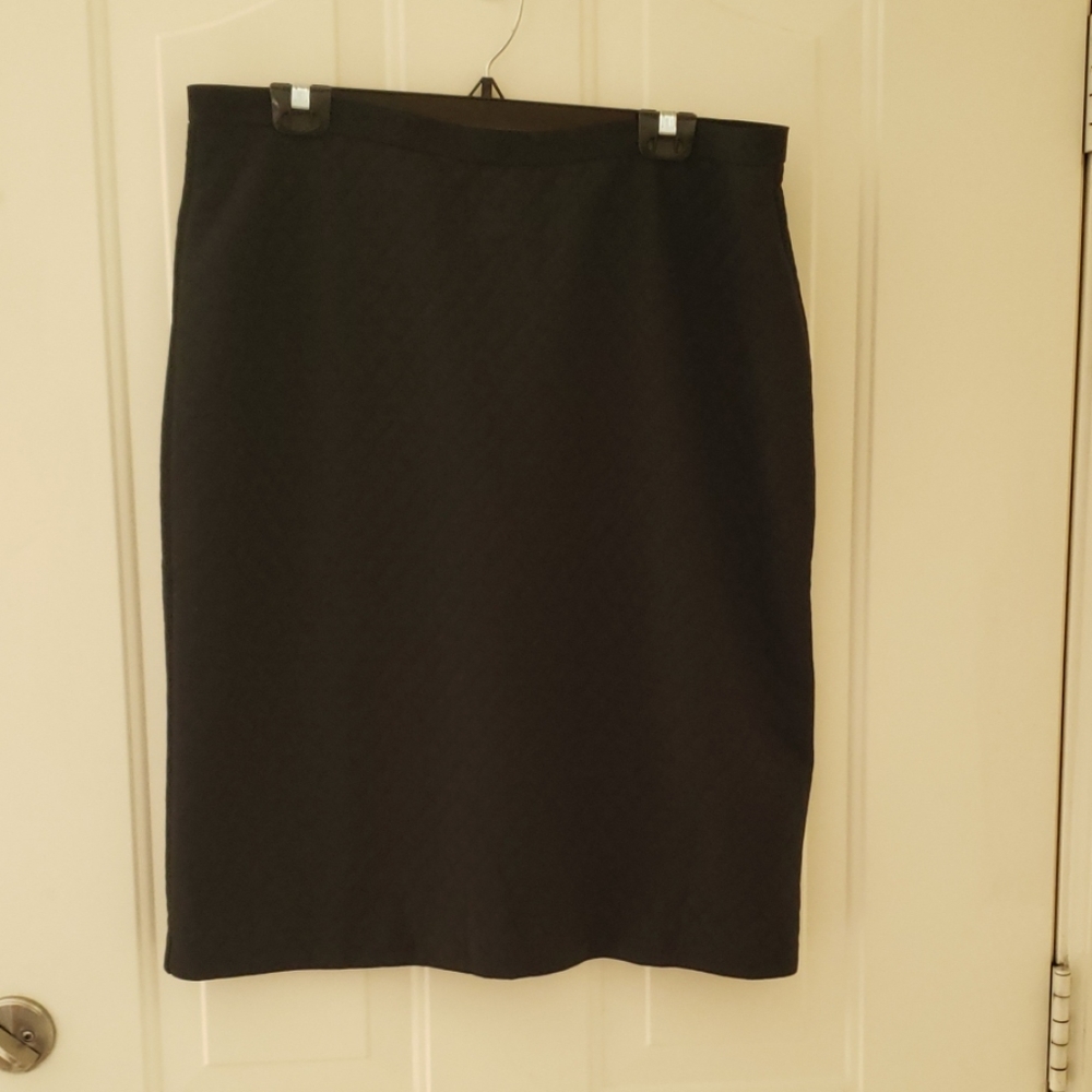 Black Quilted Pencil Skirt